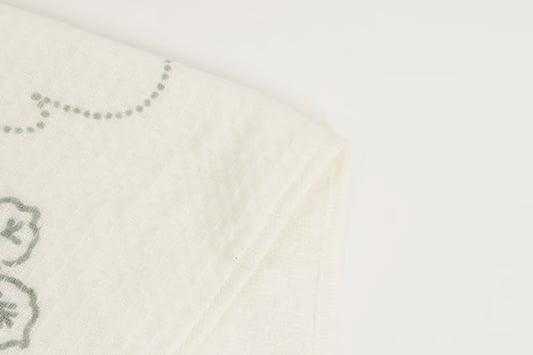 Why Extra Large Turkish Beach Towels Are a Must-Have Summer Essential