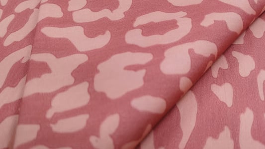 The Versatility and Comfort of Knitted Fabric