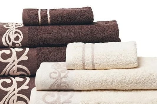 The Benefits of Using a Microfiber Face Towel