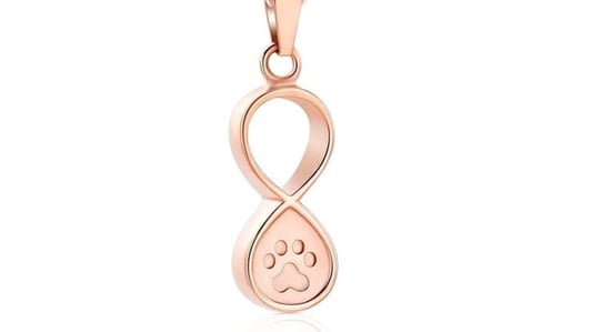 Portable Solace: The Intimate Beauty of Cremation Jewelry
