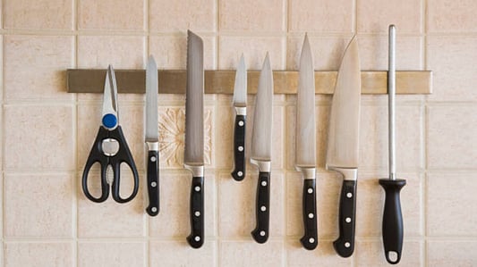 The Benefits of Choosing a High Carbon Stainless Steel Knife Set