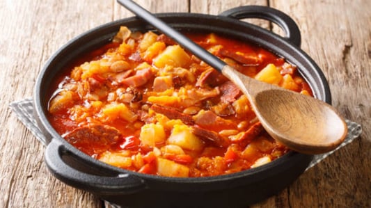 The Ultimate Guide to Understanding Yellow Cast Iron Dutch Ovens