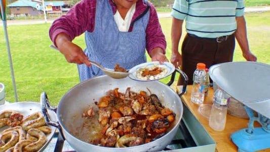 10 Prospects of Using a White Frying Pan in Your Kitchen