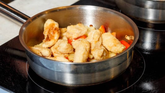The Benefits of Using a Deep Wok for Stir-Frying
