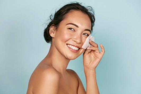 The Benefits of Using Eco-Friendly Face Wipes