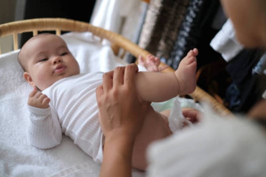 Why Wet Wipes for Hands and Face are Essential for Daily Use