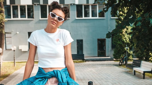 From Casual to Chic: Transform Your Look with a Knitted Tee