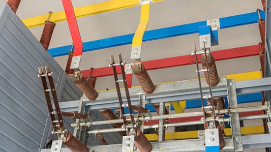 Guía completa para la limpieza de la carcasa protectora de barras colectoras para una seguridad eléctrica óptima