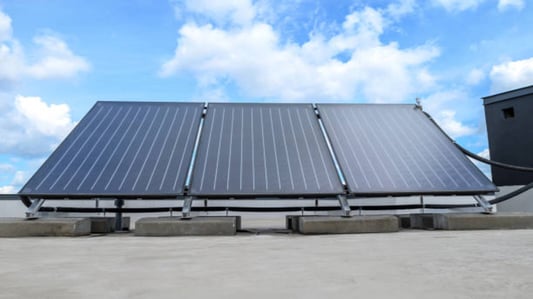 Comparing Fixed vs. Adjustable Flat Roof Solar Mounts: Which One is Right for You?