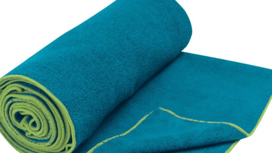 Premium Non-Slip Microfiber Yoga Towel – Stay Put During Practice