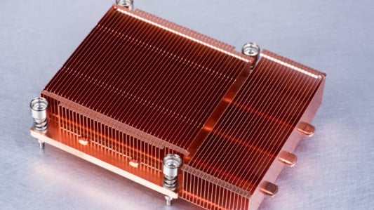 ¿Qué es un disipador de calor electrónico?