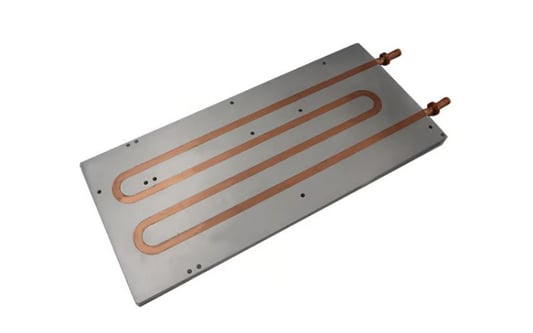 Placa de enfriamiento líquido con tubo de cobre: una solución de enfriamiento eficiente y eficaz