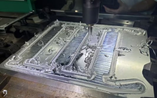 Fabricantes de placas de enfriamiento líquido: una guía completa