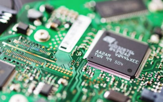 What is the Difference Between a CPU Cooler and Heat Sink?