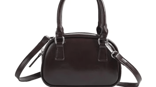2024 Women's New Fashion Versatile Small Square Handbag: A Must-Have Accessory