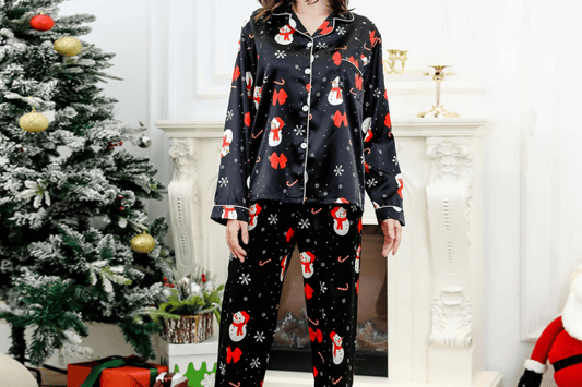 The Ultimate Guide to Women's Black Pajama Sets: Style, Comfort, and Versatility