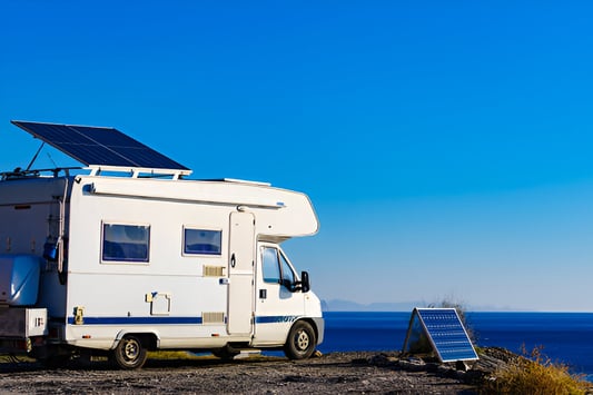 10 Reasons Why You Need a Travel Solar Panel Kit