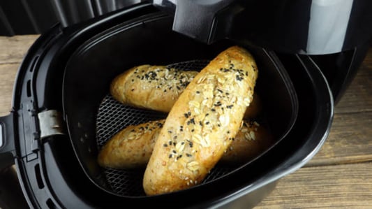 The Ultimate Guide to Red Air Fryers: How They Work and Which One to Choose