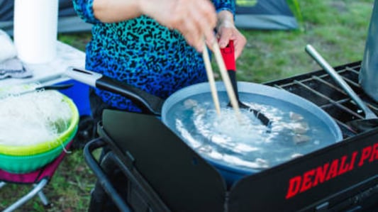 Discover the Benefits of Using a Frying Pan with a Glass Lid