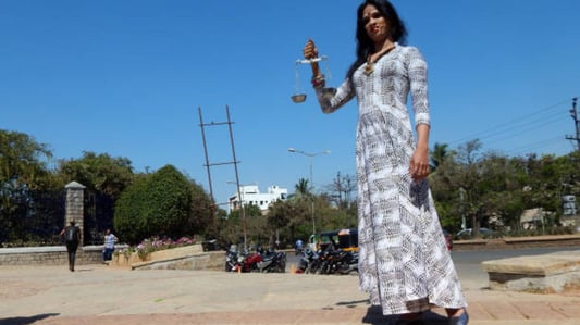 Can You Wear a Maxi Dress in the Fall?