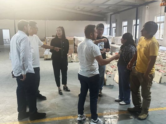 Customers from Peru and South Africa Visited the Factory to Learn About the Latest Trend of the Products and Placed Orders for 3 Containers