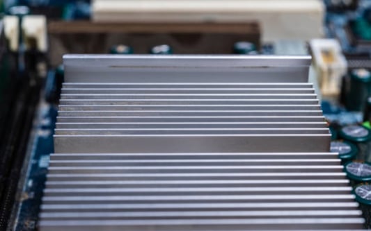 ¿Cuáles son los 2 tipos de disipadores de calor? Explorando las diferentes soluciones de refrigeración