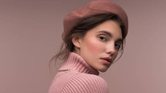 Beret Hat Women: Discover the Winter Fashion Trend