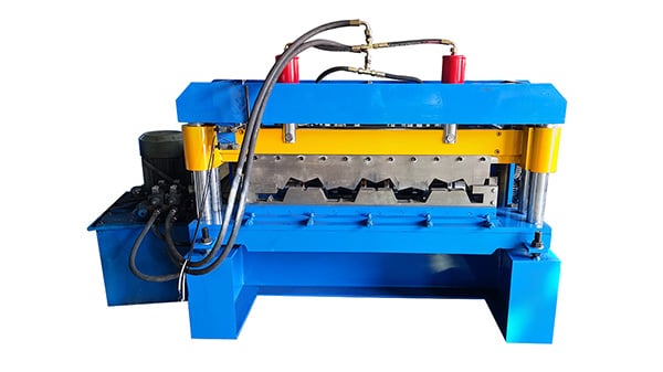 The Benefits of Using an OEM Floor Deck Roll Forming Machine