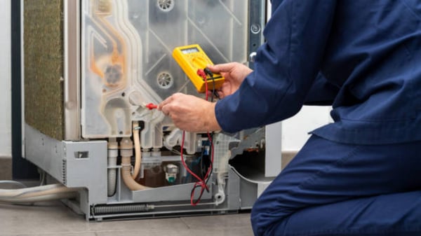 High Voltage, Zero Hassle: Why Vacuum Circuit Breakers Are a Game Changer