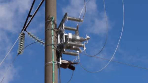 The Powerhouse of Electrical Distribution: Exploring the 17.5kV Vacuum Circuit Breaker