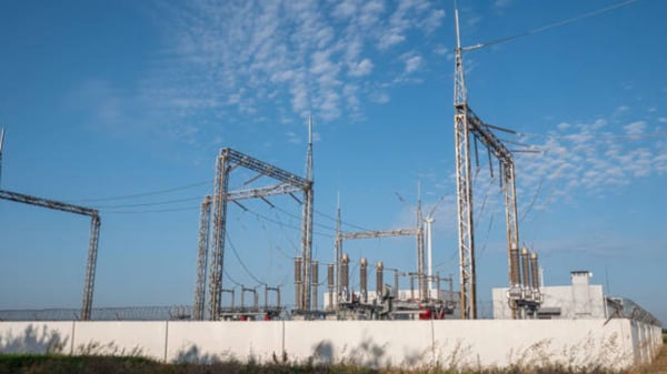An In-Depth Look at the 36kV Vacuum Circuit Breaker
