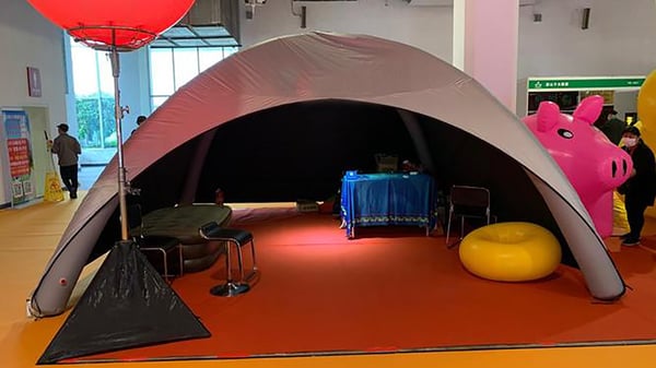 inflatable_tents