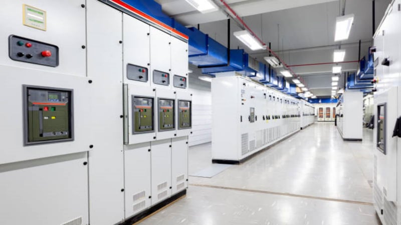 Exploring the Role of Switchgear Mechanical Components in Industrial Settings