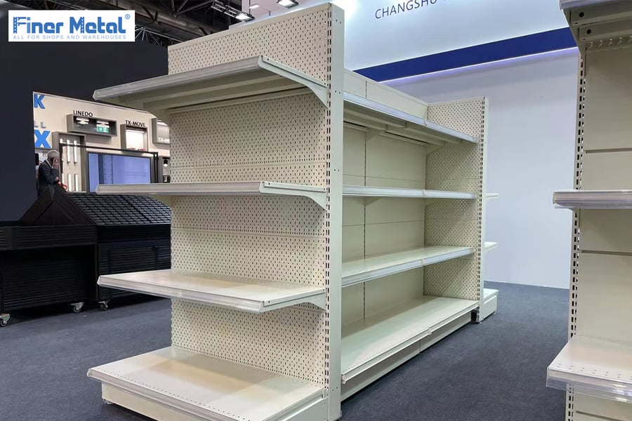 The Impact of Retail Display Systems on Customer Experience