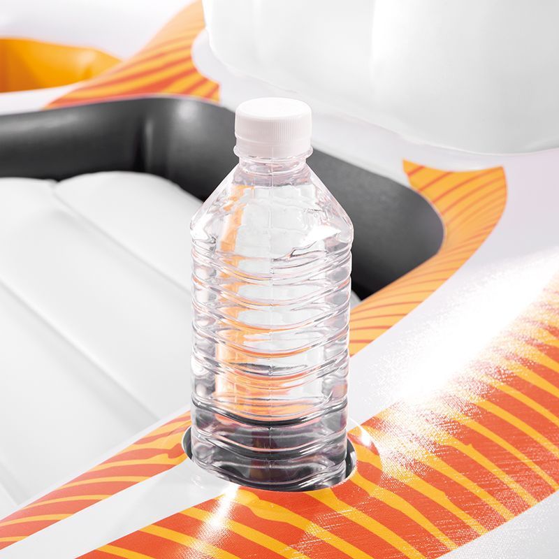 3 cup holders