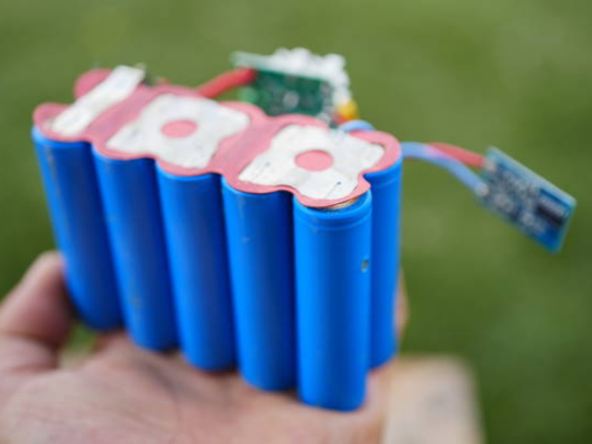 Everything You Need to Know About the 21700 Battery Pack