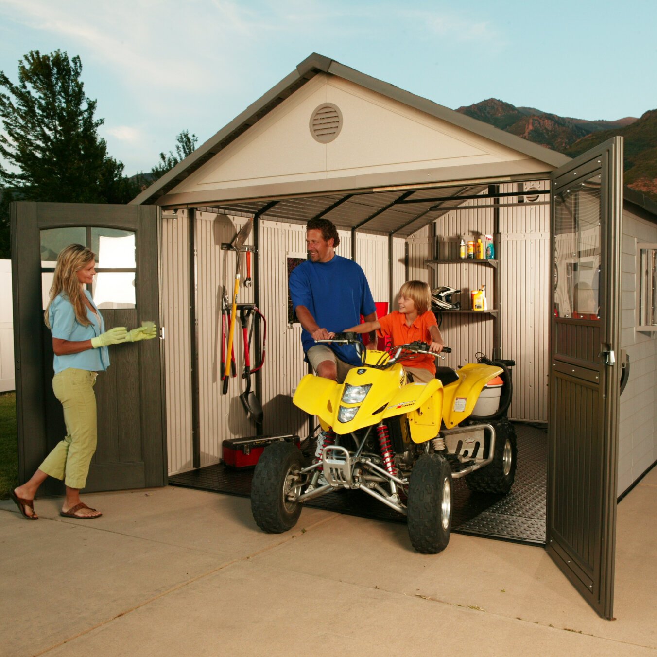 Tri-fold Doors