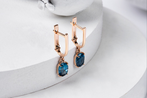 Stock Up on Style with Bulk Earrings Wholesale