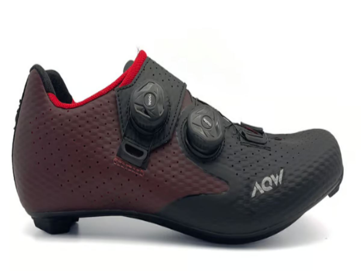 The Benefits of Working with Professional Cycling Shoes Manufacturers and How to Find the Right One for Your Needs
