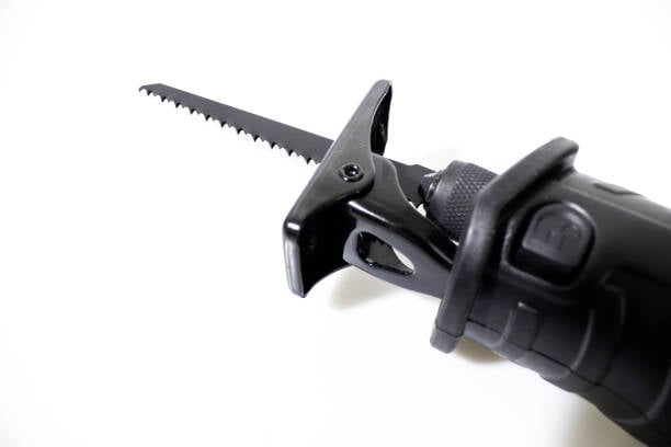 Expert Guide: Pruning Reciprocating Saw Blades