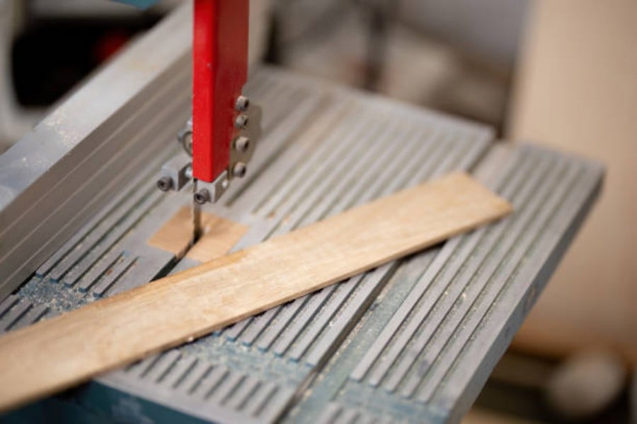 Choosing the Perfect Jig Saw Blade for MDF