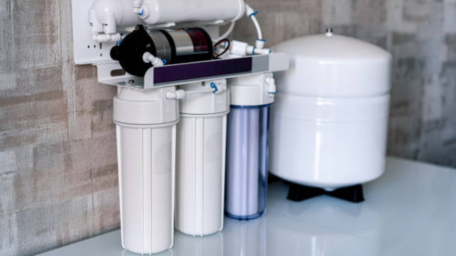 The Best Water Filter System for Home: Ensuring Clean and Safe Drinking Water