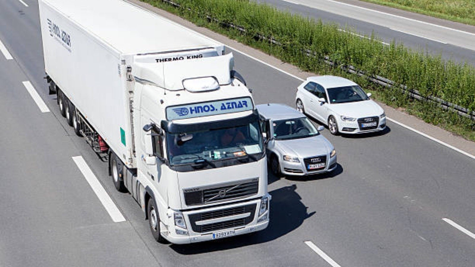 Find Genuine Volvo Dealer Truck Parts for Your Vehicle