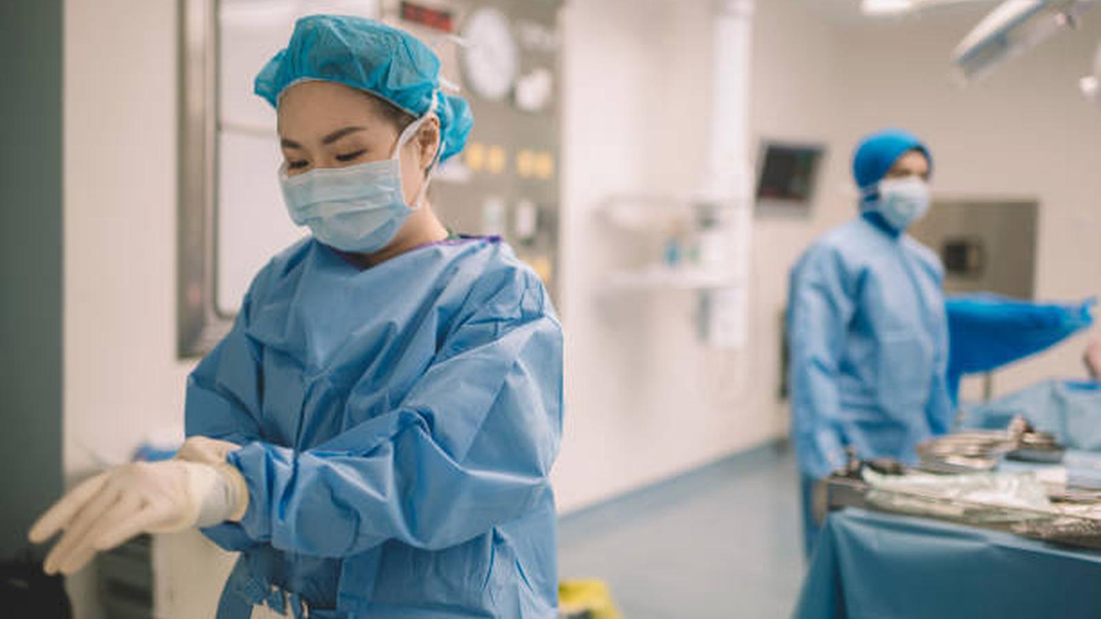 The Ultimate Guide to Choosing Disposable Surgical Gowns