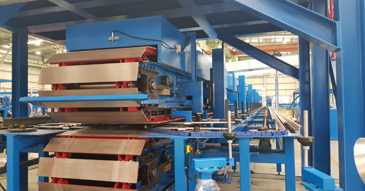 How can color steel plate equipment assist in the production of the construction industry?